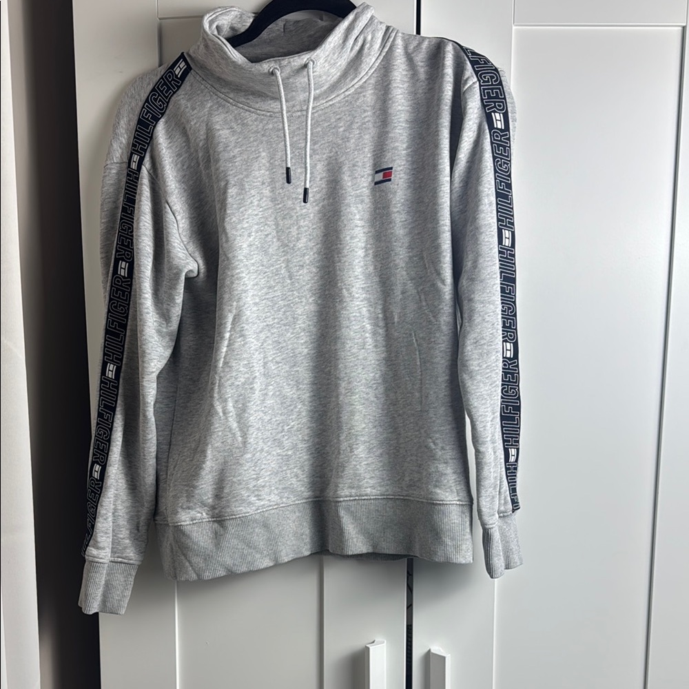 Tommy Hilfiger Sport Grey Turtle Neck Fleece Sweatshirt XS/ Extra Small